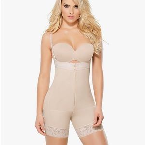 Nwot Ann chery TITI straple Bodyshaper sz XXL